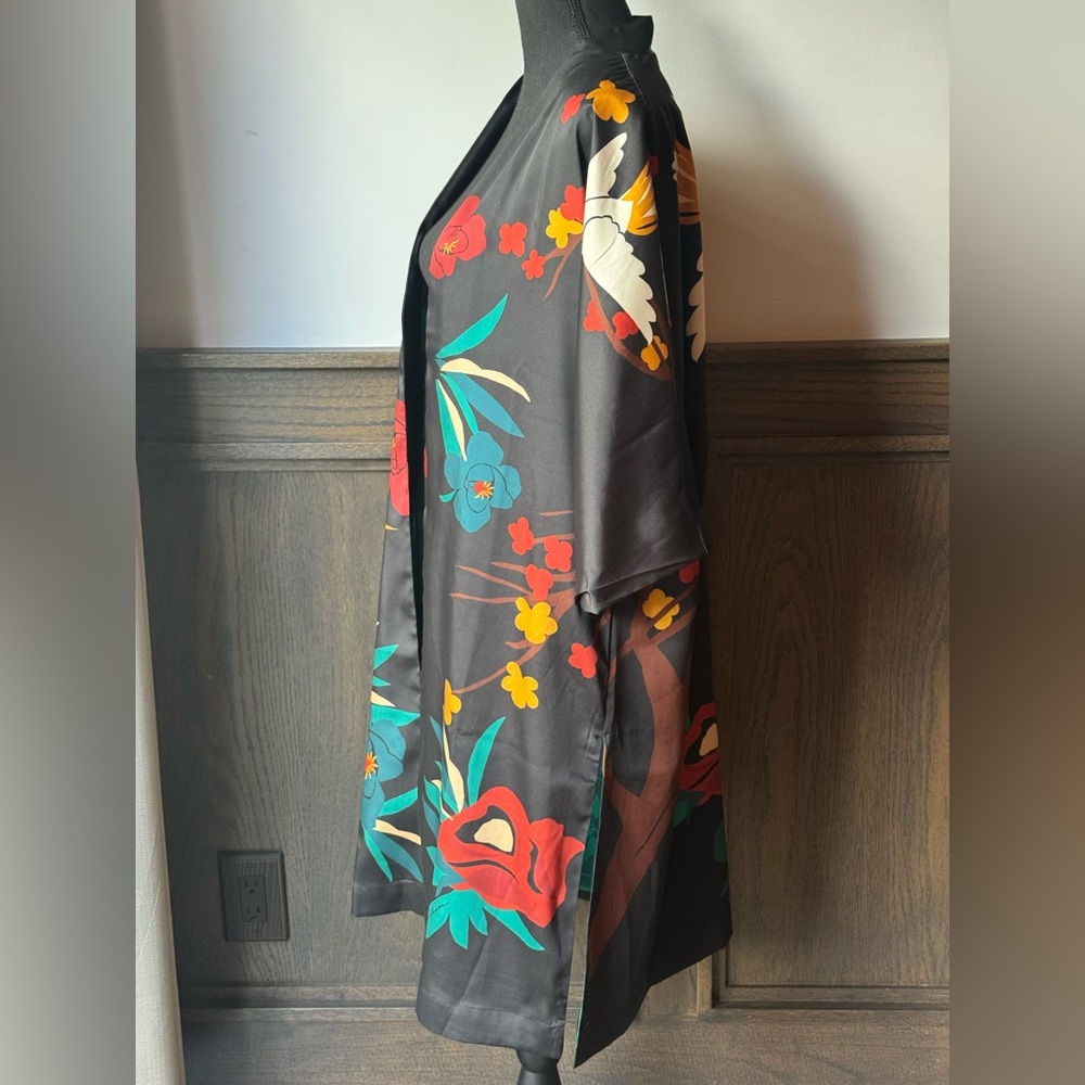 Chico's Black Kimono Covering Ruana S/M NWT - Picture 3 of 6